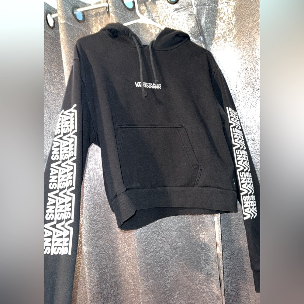 Women’s cropped vans hoodie